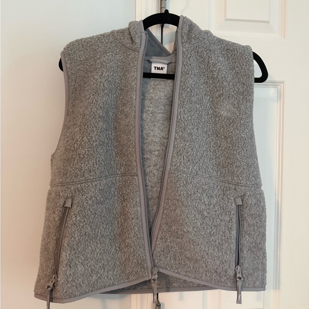 Aritzia polartec thermal pro vest